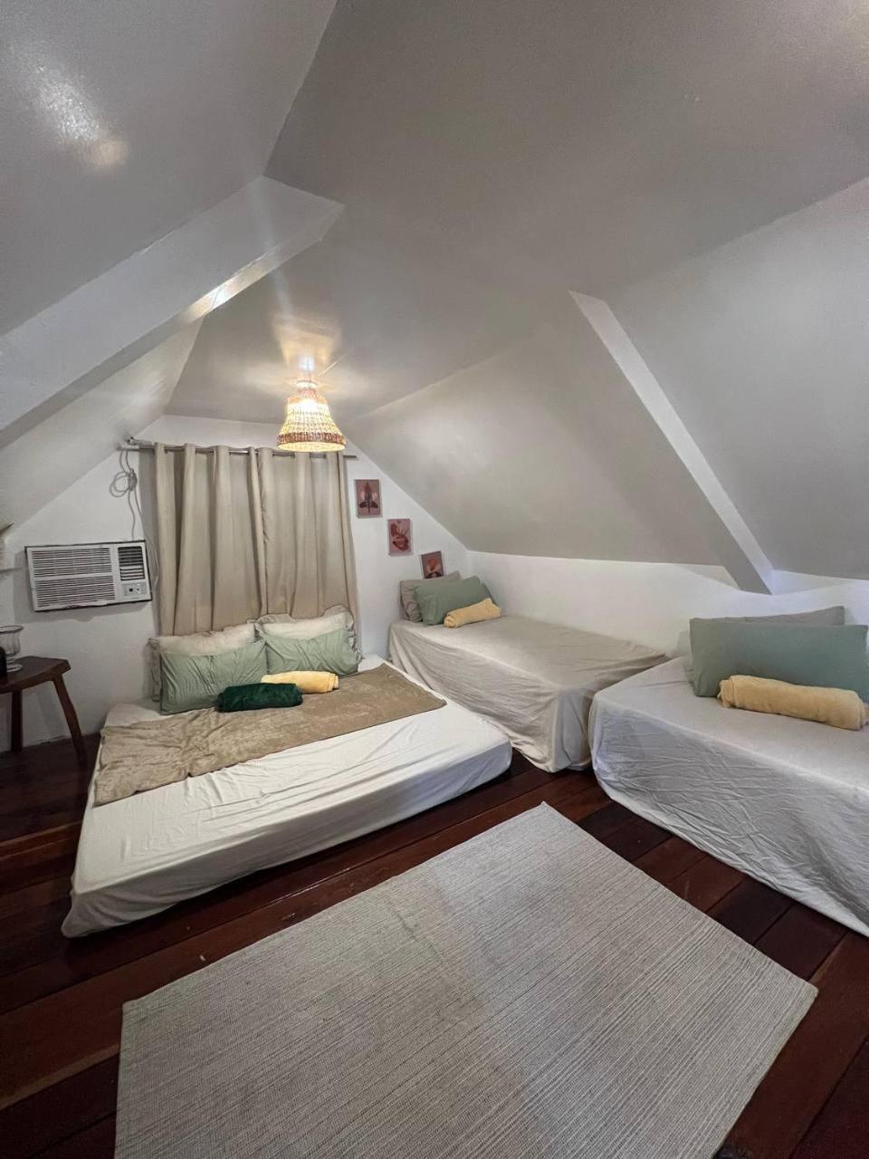 Balai Iao Homestay - Barkada Attic Studio Unit Генерал-Луна Экстерьер фото