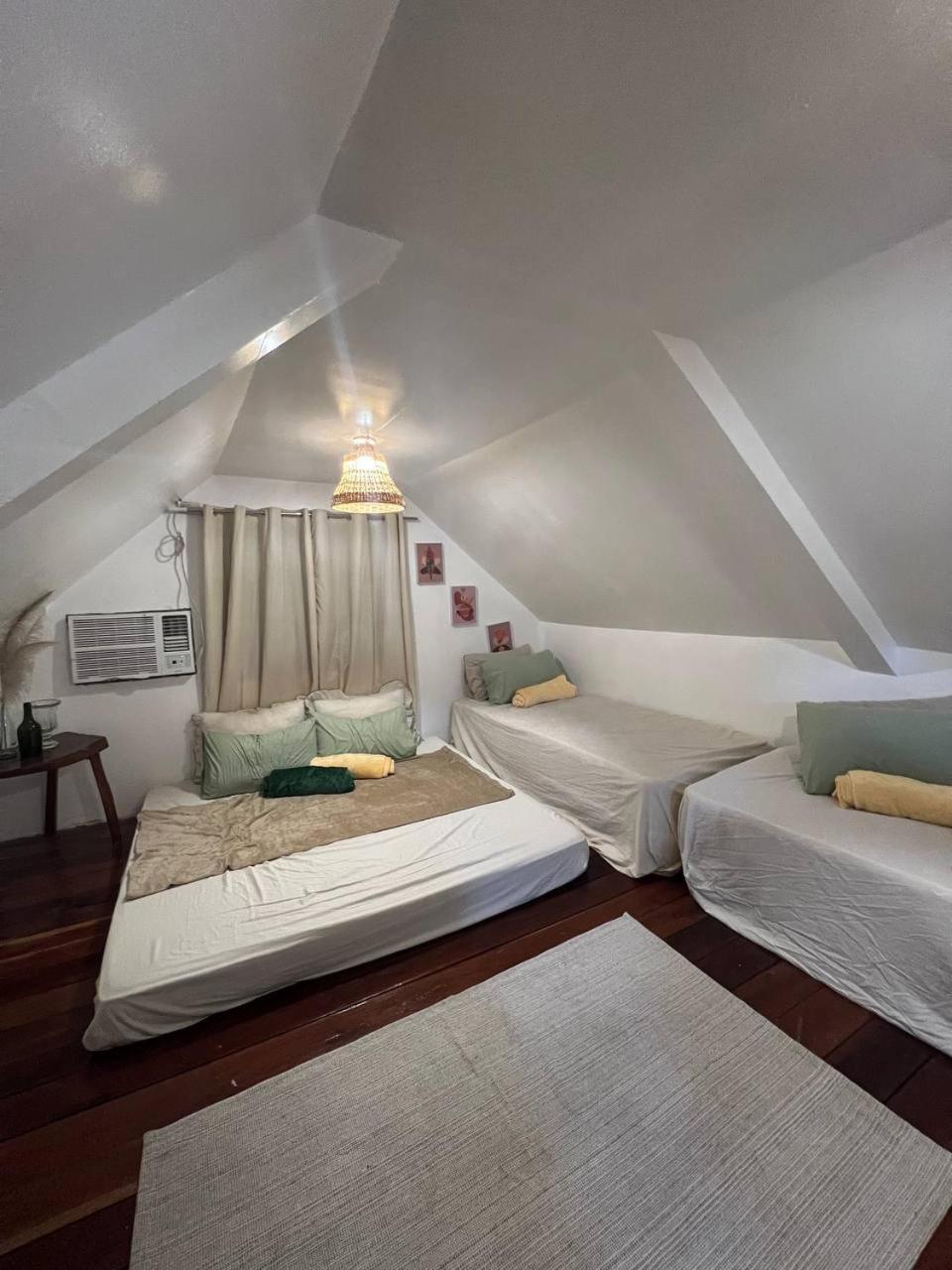 Balai Iao Homestay - Barkada Attic Studio Unit Генерал-Луна Экстерьер фото